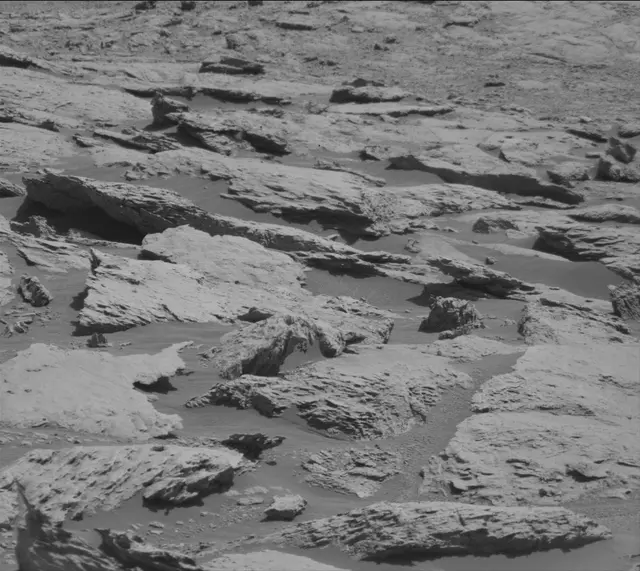 Sol 2575: Mast Camera (Mastcam)