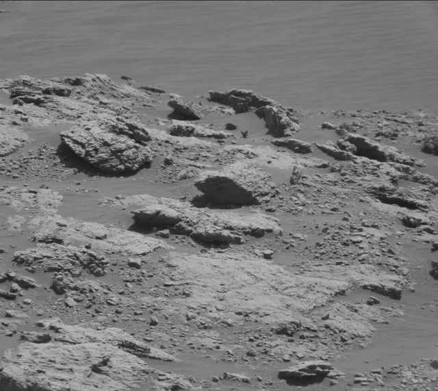 Sol 2575: Mast Camera (Mastcam)