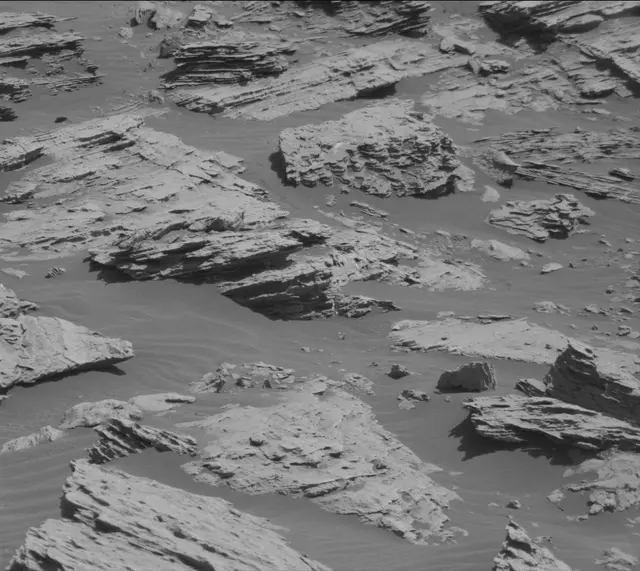Sol 2575: Mast Camera (Mastcam)