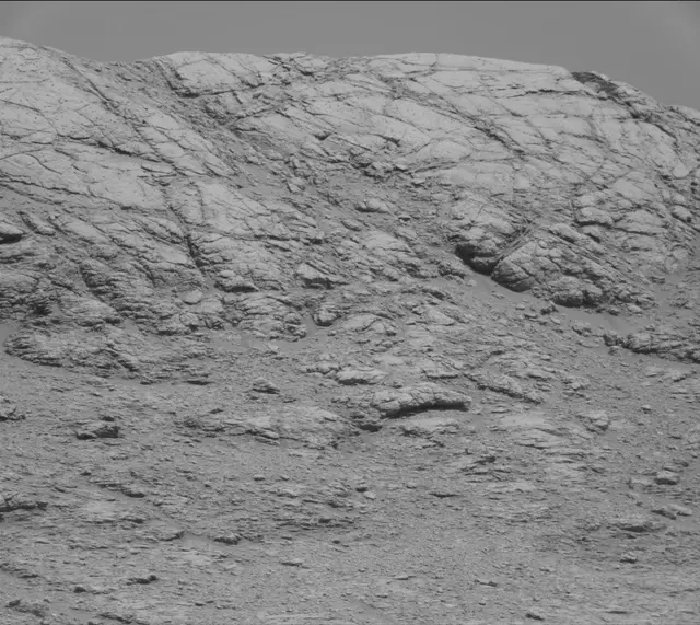 Sol 2577: Mast Camera (Mastcam)
