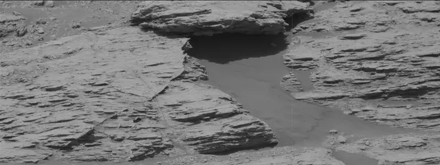 Sol 2579: Mast Camera (Mastcam)