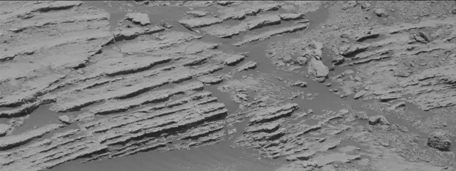 Sol 2579: Mast Camera (Mastcam)