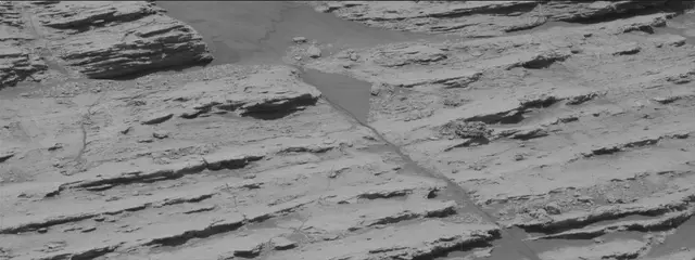 Sol 2579: Mast Camera (Mastcam)