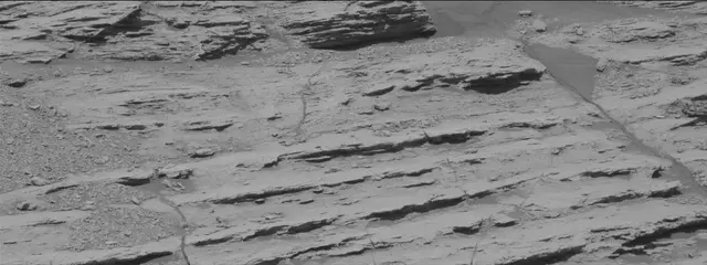 Sol 2579: Mast Camera (Mastcam)