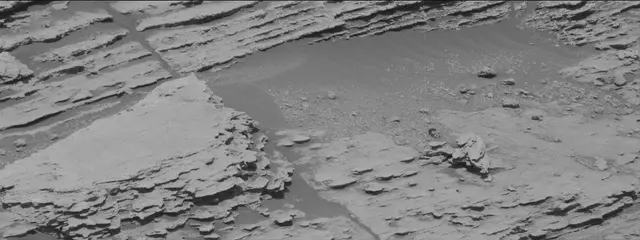 Sol 2579: Mast Camera (Mastcam)