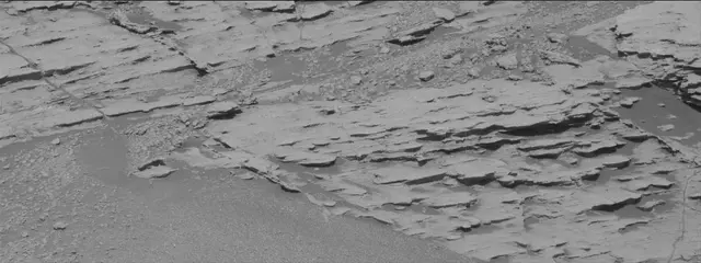 Sol 2579: Mast Camera (Mastcam)