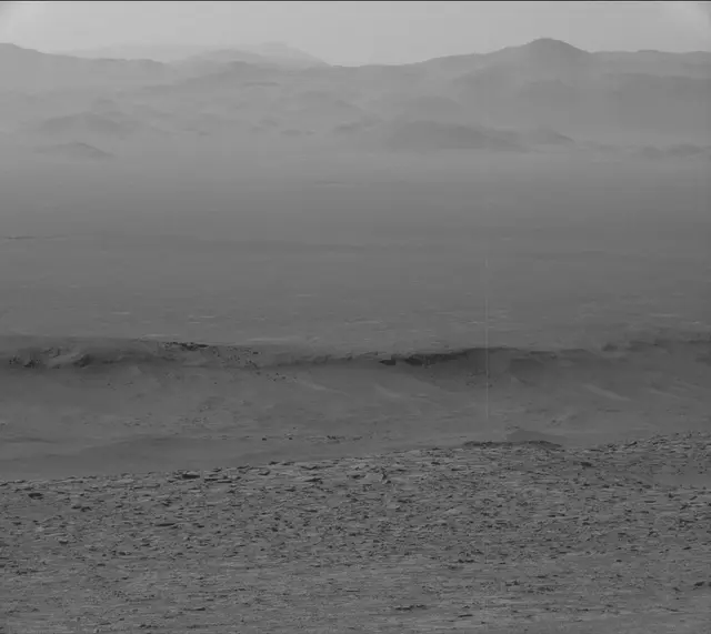 Sol 2579: Mast Camera (Mastcam)