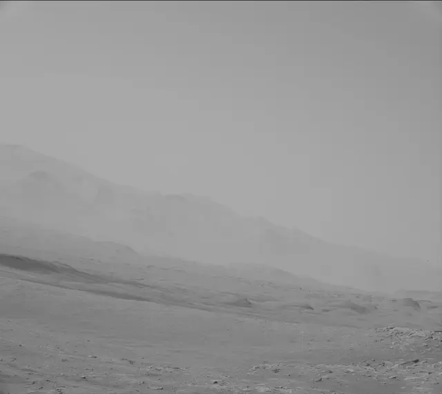 Sol 2579: Mast Camera (Mastcam)