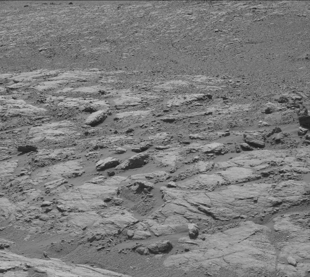 Sol 2579: Mast Camera (Mastcam)