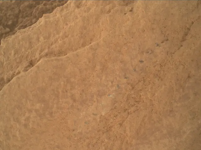 Sol 2579: Mars Hand Lens Imager (MAHLI)