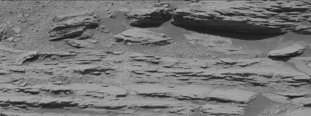 Sol 2581: Mast Camera (Mastcam)