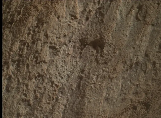 Sol 2581: Mars Hand Lens Imager (MAHLI)
