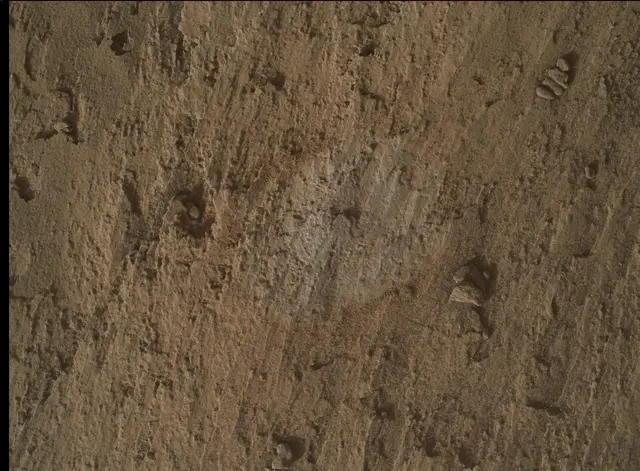 Sol 2581: Mars Hand Lens Imager (MAHLI)