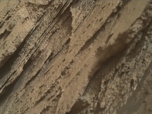 Sol 2581: Mars Hand Lens Imager (MAHLI)