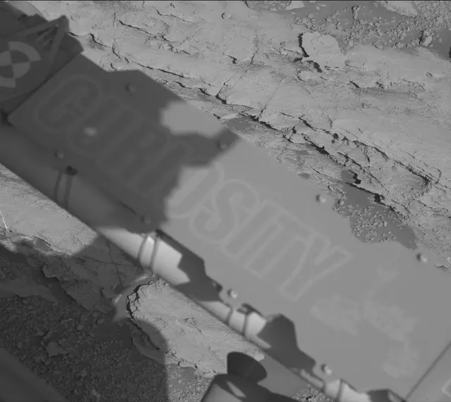 Sol 2582: Mast Camera (Mastcam)