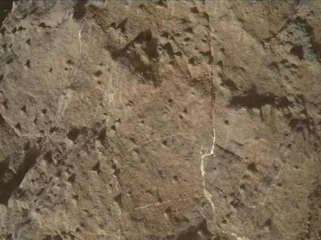Sol 2583: Mars Hand Lens Imager (MAHLI)