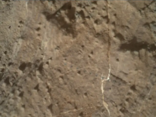 Sol 2583: Mars Hand Lens Imager (MAHLI)