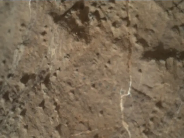 Sol 2583: Mars Hand Lens Imager (MAHLI)
