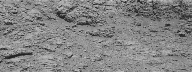 Sol 2584: Mast Camera (Mastcam)