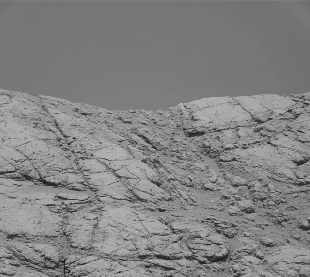 Sol 2584: Mast Camera (Mastcam)