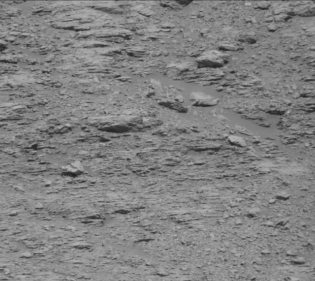Sol 2584: Mast Camera (Mastcam)