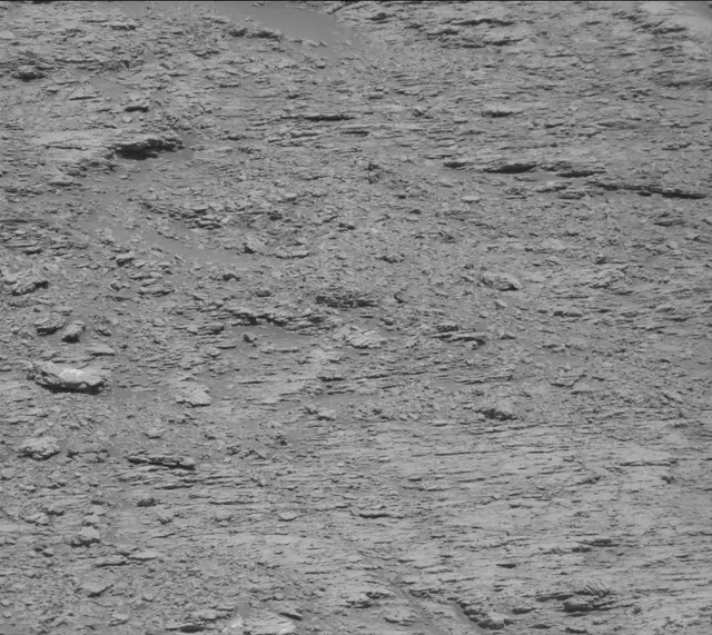 Sol 2584: Mast Camera (Mastcam)