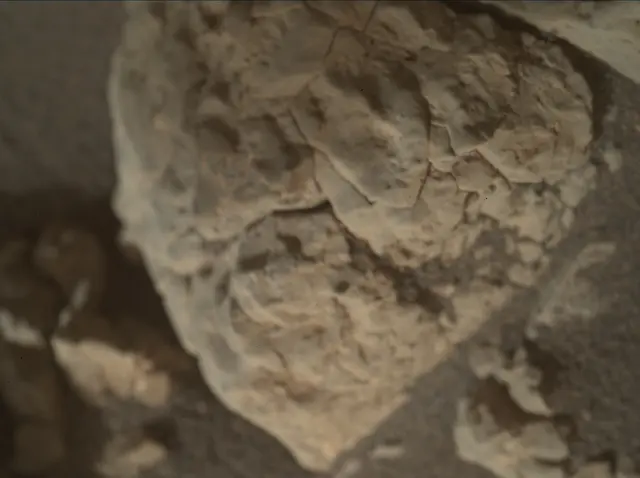 Sol 2585: Mars Hand Lens Imager (MAHLI)