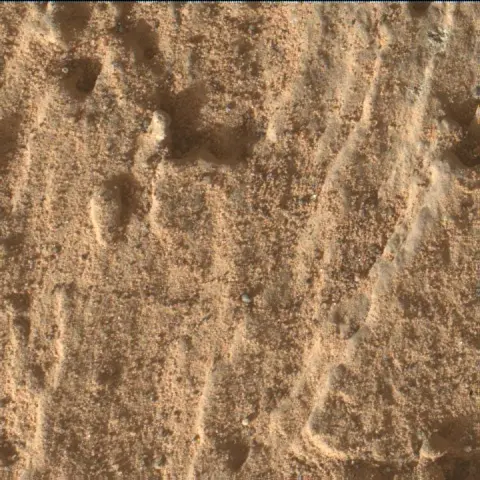 Sol 2585: Mars Hand Lens Imager (MAHLI)
