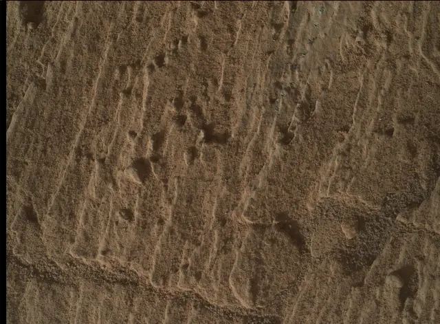 Sol 2585: Mars Hand Lens Imager (MAHLI)