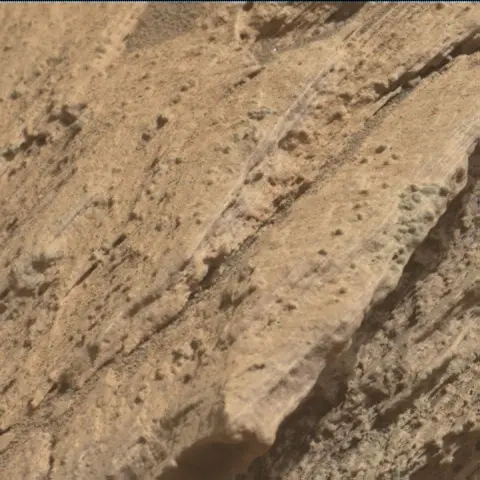 Sol 2585: Mars Hand Lens Imager (MAHLI)