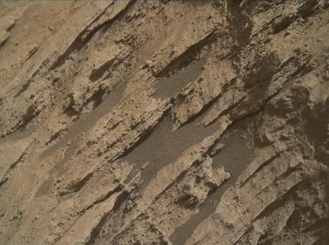 Sol 2585: Mars Hand Lens Imager (MAHLI)
