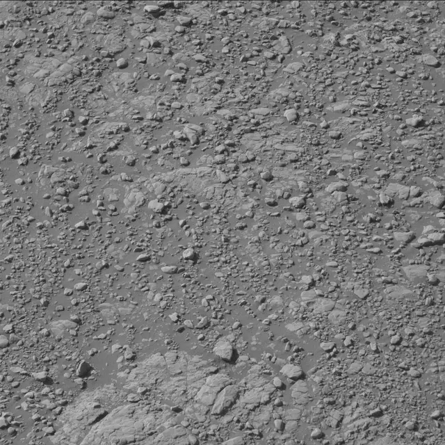 Sol 2586: Mast Camera (Mastcam)