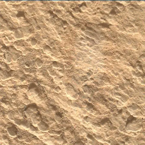 Sol 2587: Mars Hand Lens Imager (MAHLI)