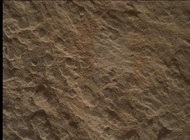 Sol 2587: Mars Hand Lens Imager (MAHLI)