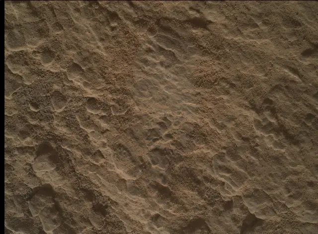 Sol 2587: Mars Hand Lens Imager (MAHLI)