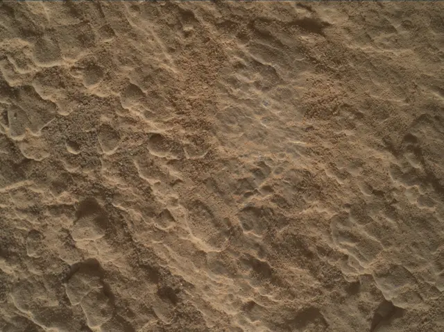 Sol 2587: Mars Hand Lens Imager (MAHLI)
