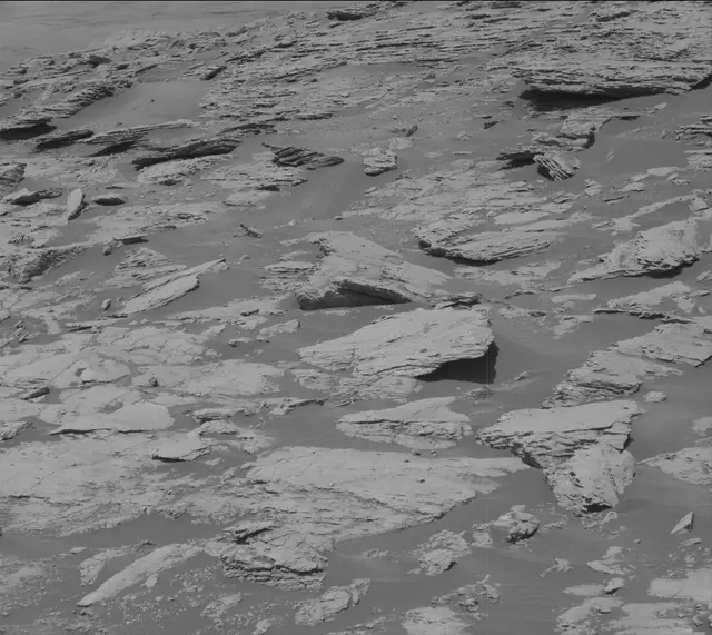 Sol 2588: Mast Camera (Mastcam)