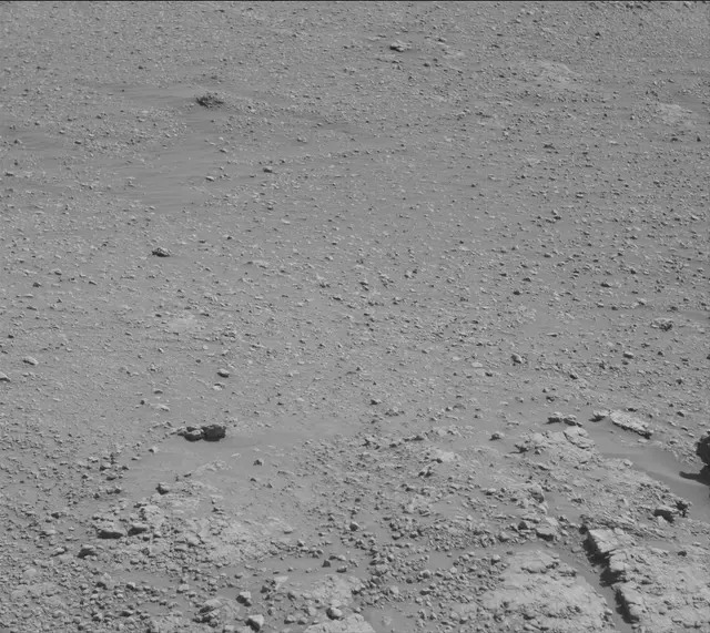 Sol 2588: Mast Camera (Mastcam)