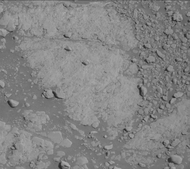 Sol 2588: Mast Camera (Mastcam)