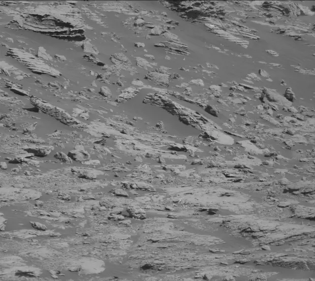 Sol 2588: Mast Camera (Mastcam)