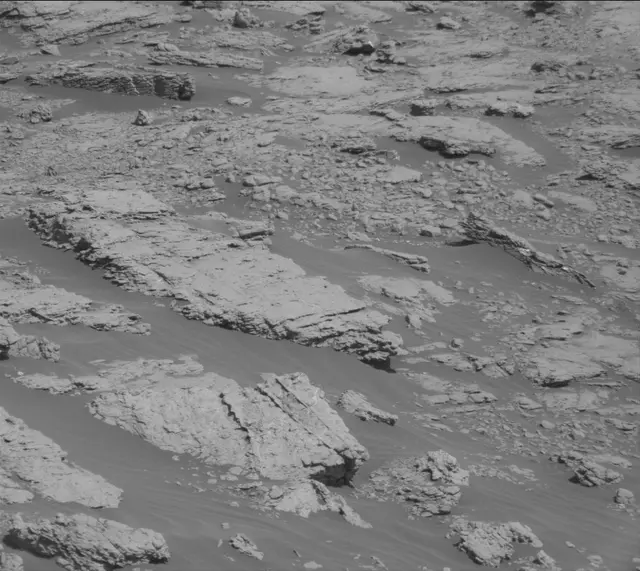 Sol 2588: Mast Camera (Mastcam)