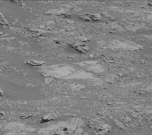Sol 2588: Mast Camera (Mastcam)