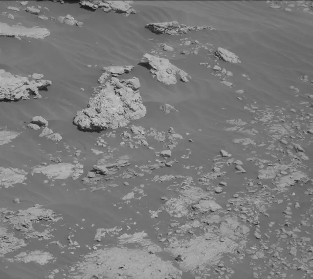 Sol 2588: Mast Camera (Mastcam)
