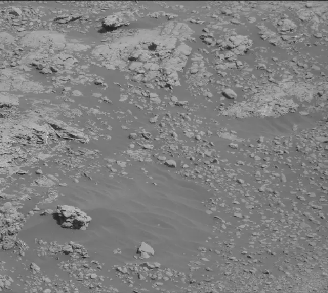 Sol 2588: Mast Camera (Mastcam)