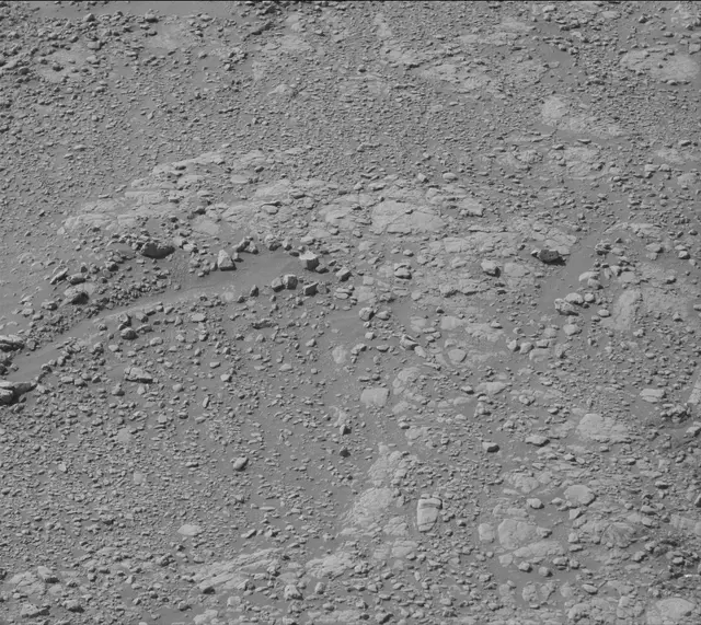 Sol 2589: Mast Camera (Mastcam)