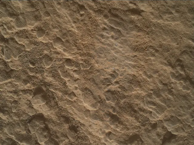 Sol 2589: Mars Hand Lens Imager (MAHLI)