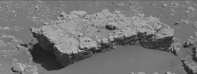 Sol 2590: Mast Camera (Mastcam)