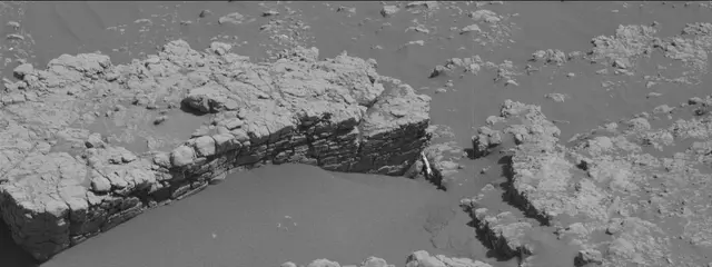 Sol 2590: Mast Camera (Mastcam)