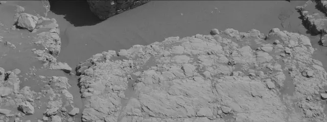 Sol 2590: Mast Camera (Mastcam)
