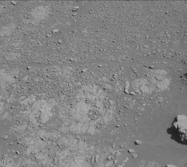 Sol 2590: Mast Camera (Mastcam)